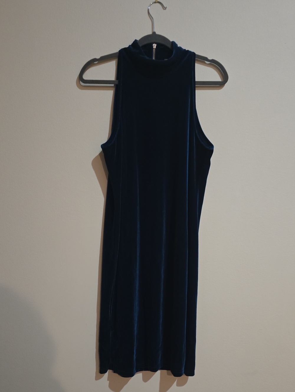Torn by Ronny Kobo Dark Green Velvet Sleeveless Midi Dress